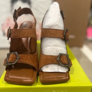 Gianni Bini Brown Sandals with Adjustable Straps